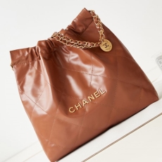 Chanel Shopping Bag